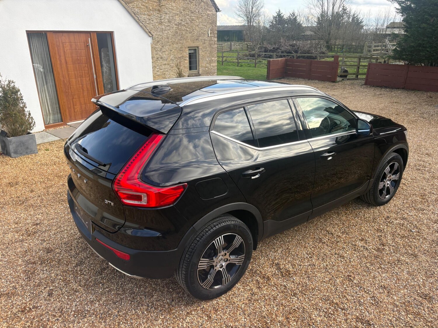 Used Volvo XC40 2019 for sale - 77497528: Photo 33