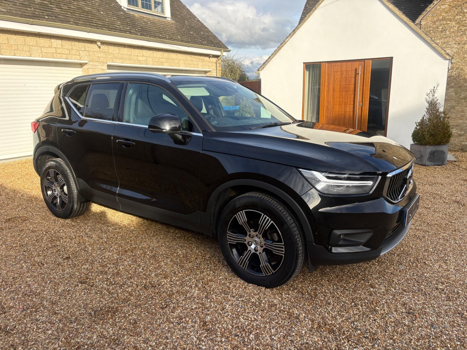 Used Volvo XC40 2019 for sale - 77497528: Photo 6