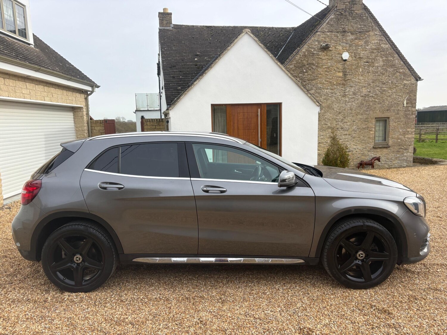 Used Mercedes-Benz GLA 2017 for sale - 77586441: Photo 10