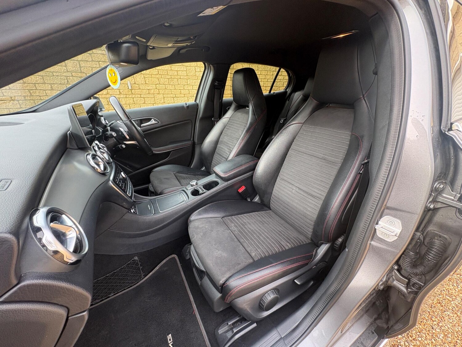 Used Mercedes-Benz GLA 2017 for sale - 77586441: Photo 26