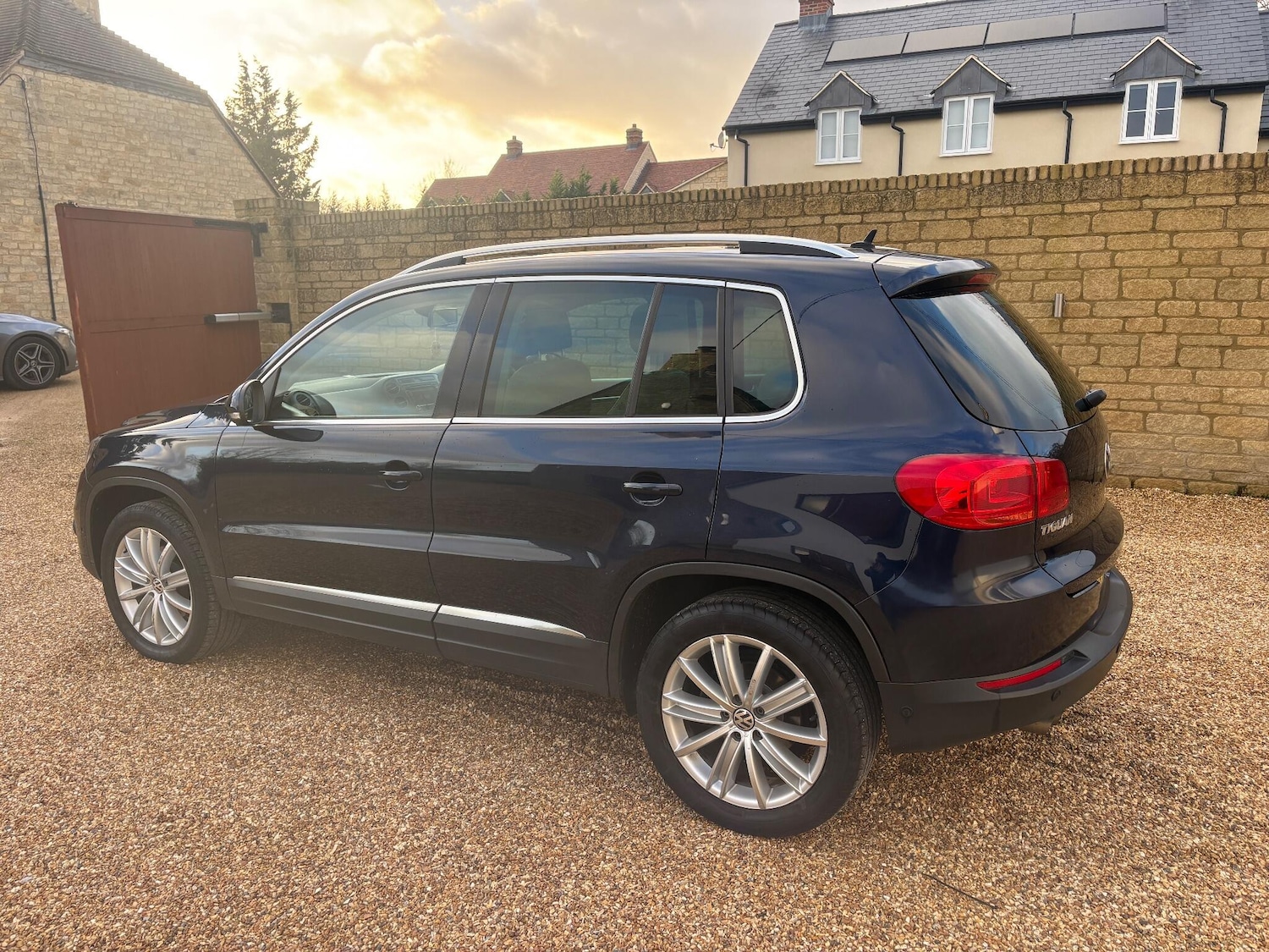 Used Volkswagen Tiguan 2012 for sale - 76913144: Photo 14