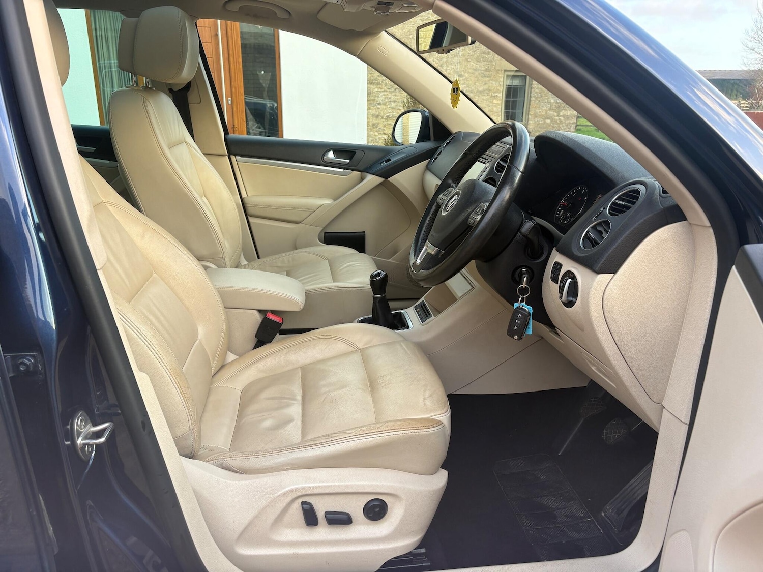 Used Volkswagen Tiguan 2012 for sale - 76913144: Photo 17