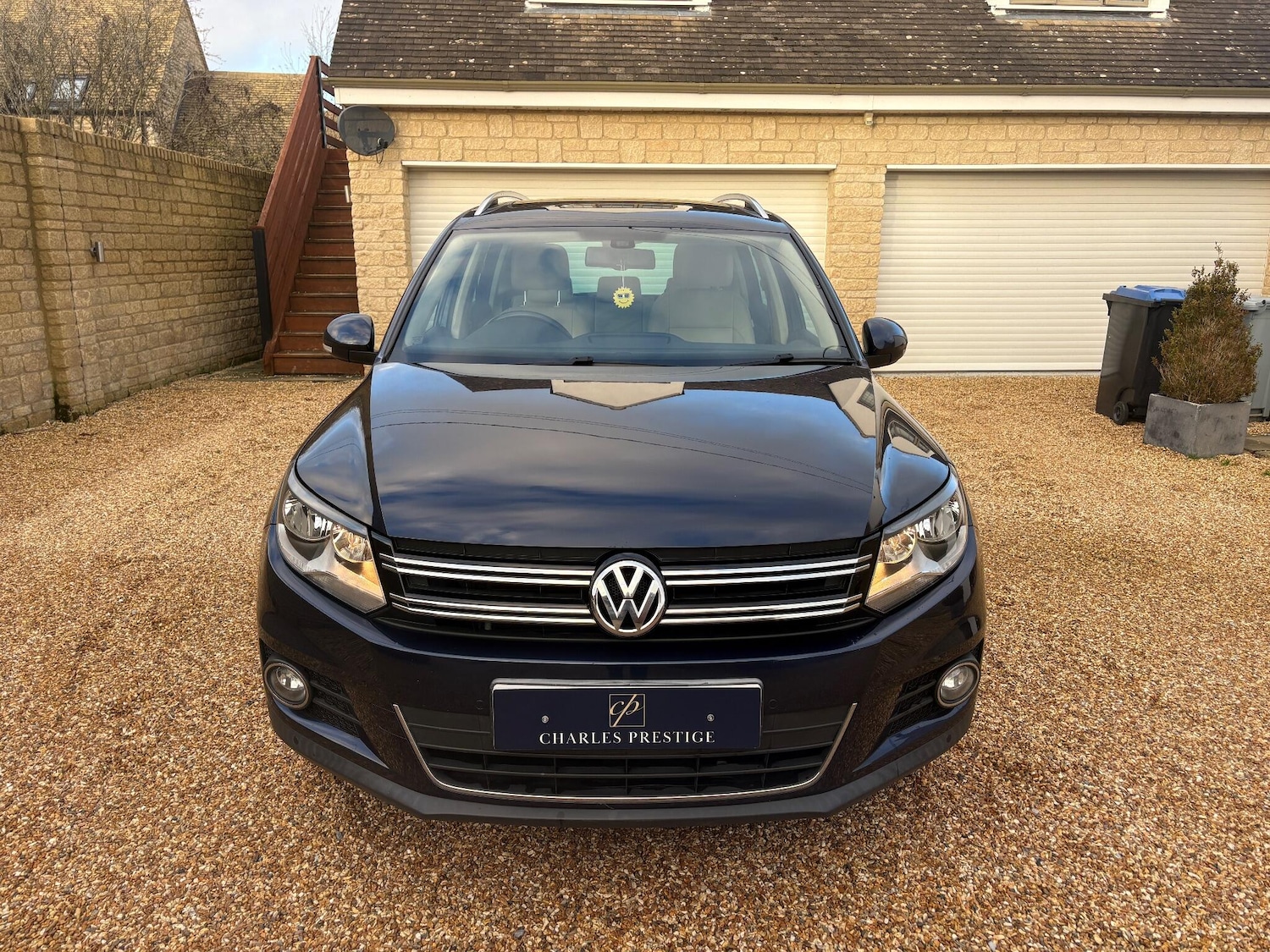 Used Volkswagen Tiguan 2012 for sale - 76913144: Photo 3