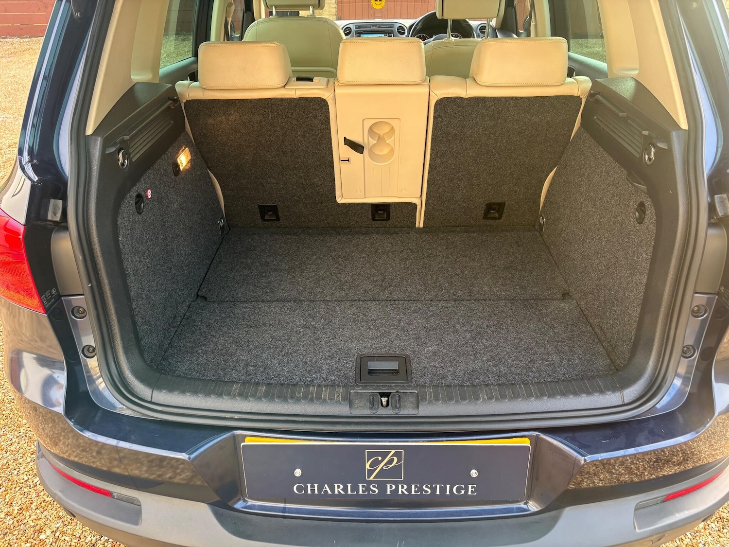 Used Volkswagen Tiguan 2012 for sale - 76913144: Photo 32