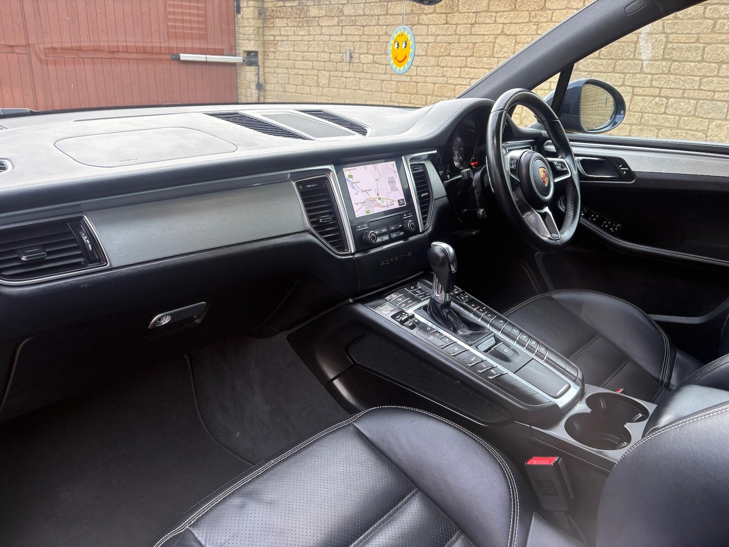 Used Porsche Macan 2017 for sale - 77084778: Photo 29