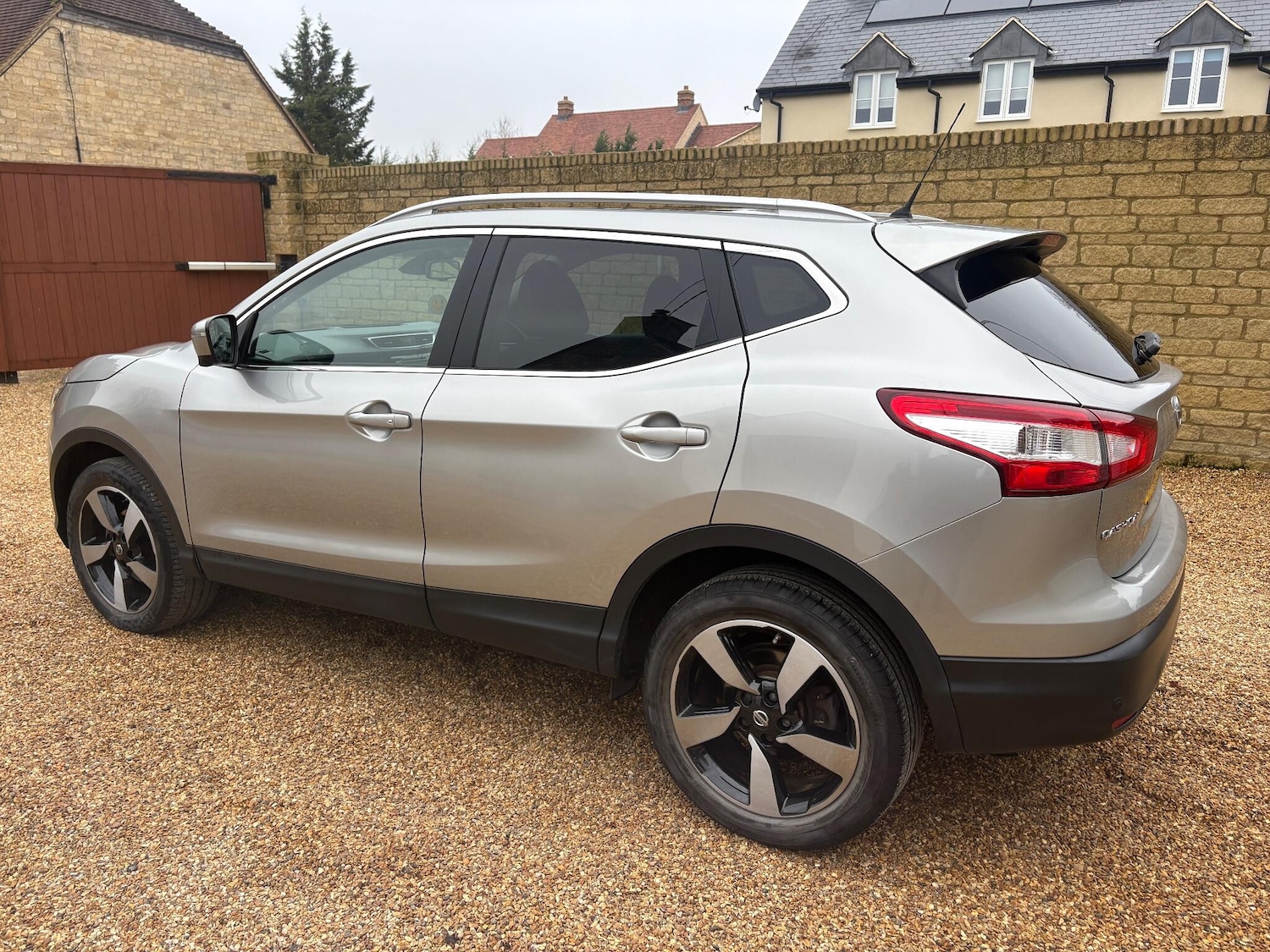 Used Nissan Qashqai 2015 for sale - 77040377: Photo 10