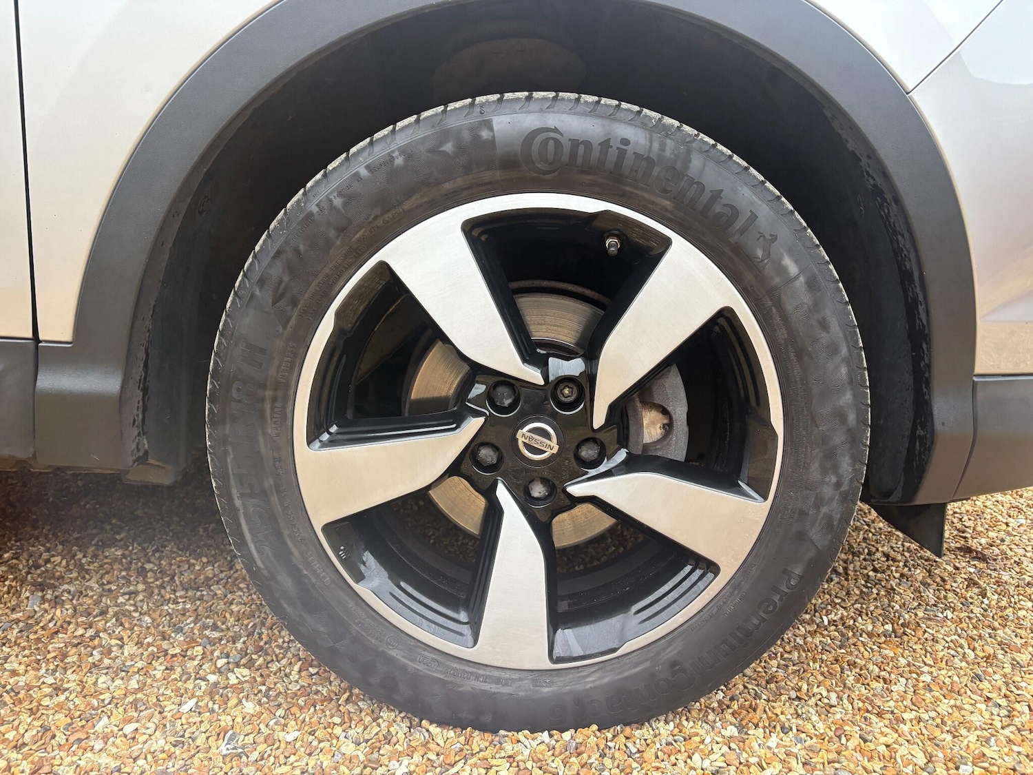 Used Nissan Qashqai 2015 for sale - 77040377: Photo 12