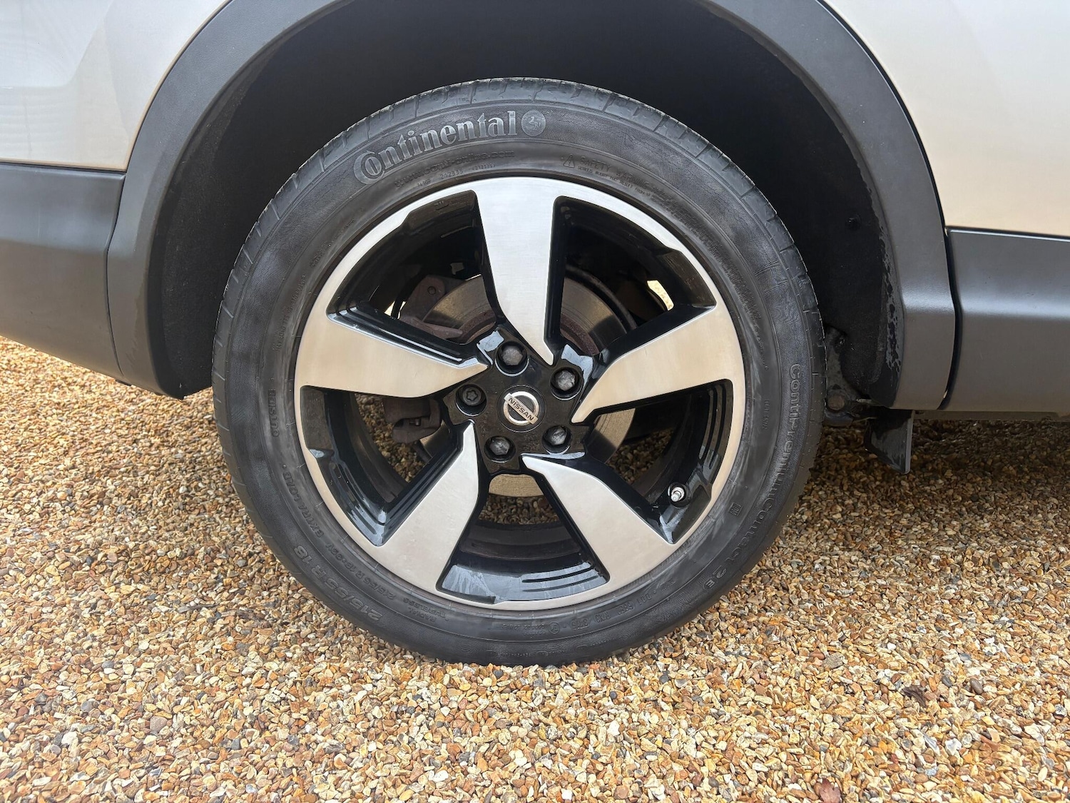 Used Nissan Qashqai 2015 for sale - 77040377: Photo 13