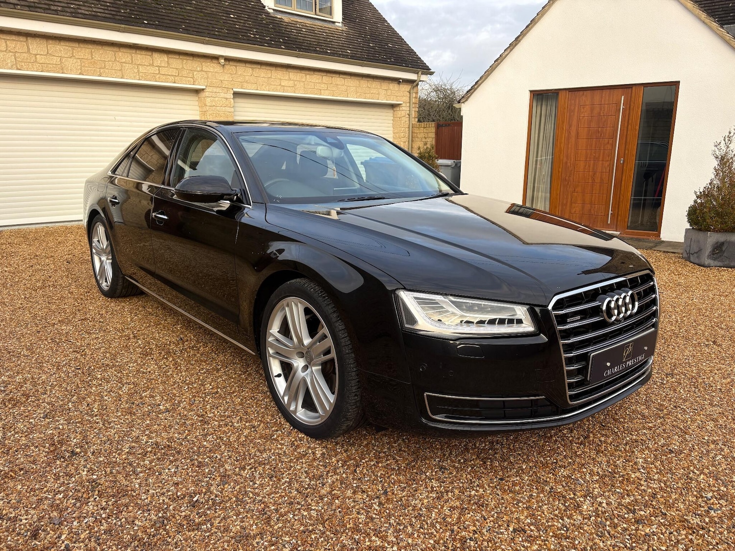 Used Audi A8 2014 for sale - 77156088: Photo 5