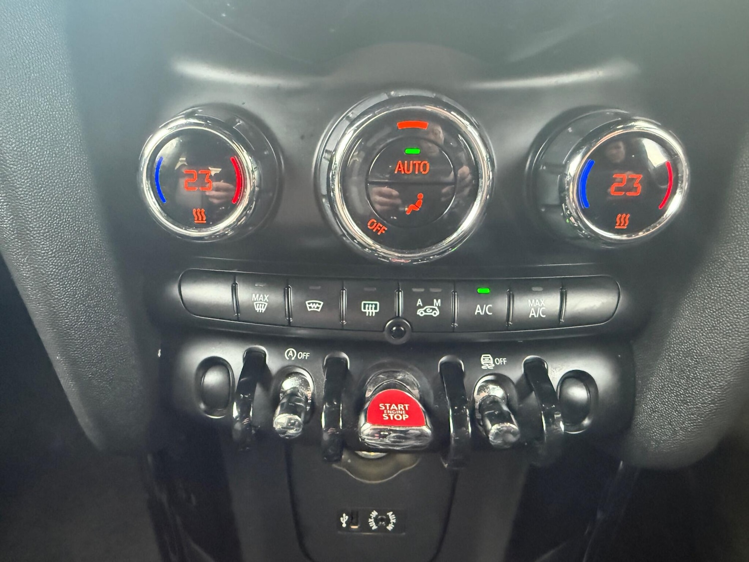 Used MINI Hatch 2014 for sale - 76689807: Photo 33