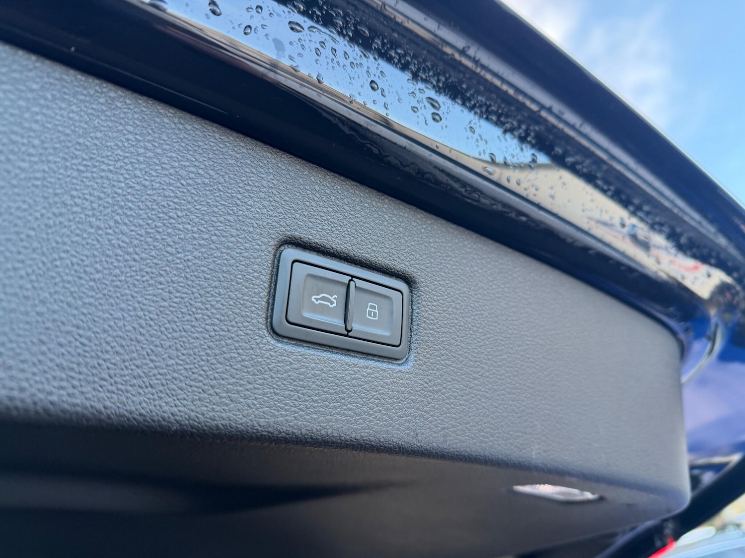 Used Audi Q7 2017 for sale - 77910758: Photo 41