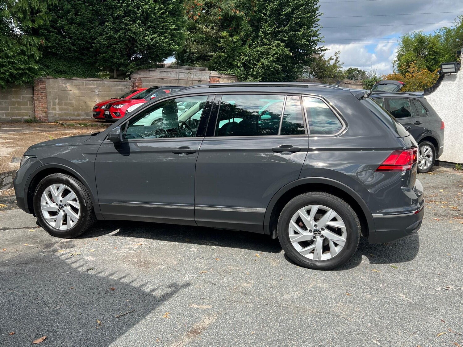 Used Volkswagen Tiguan 2022 for sale - 77910769: Photo 9