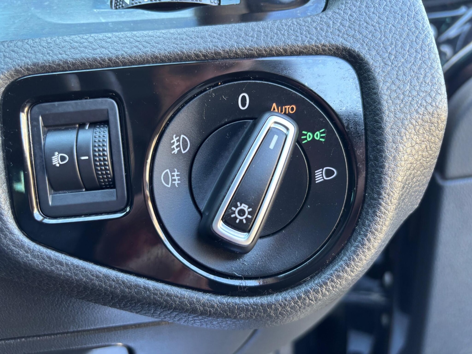 Used Volkswagen Golf for sale - 77925560: Photo 21