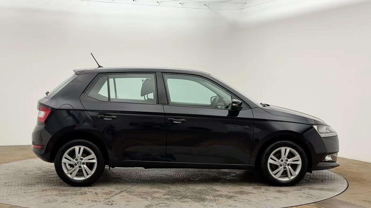 Used Skoda Fabia for sale - 78116052: Photo 2