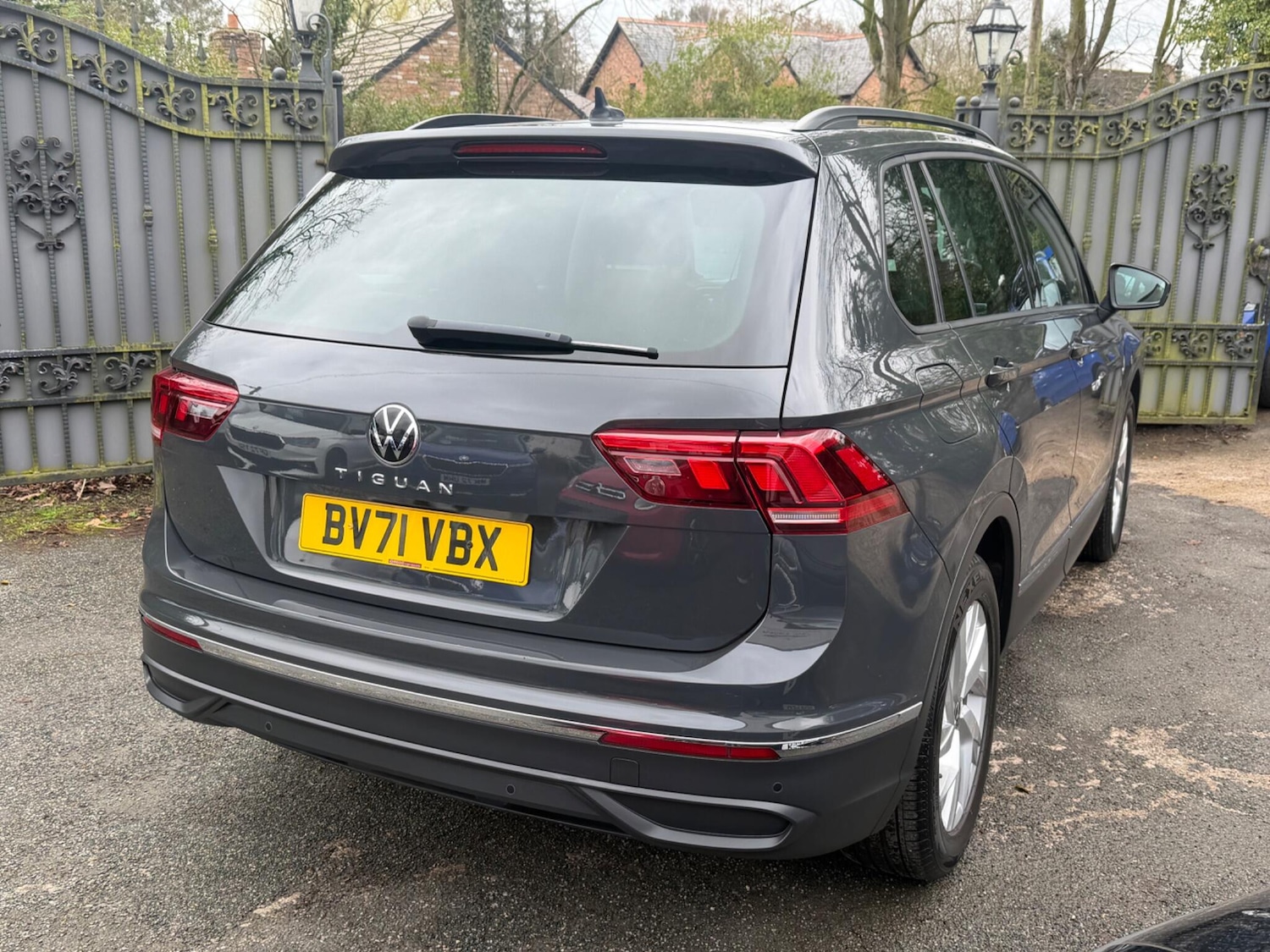 Used Volkswagen Tiguan 2021 for sale - 77910742: Photo 4