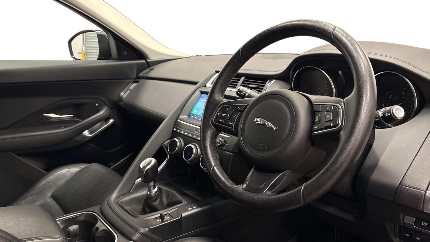 Used Jaguar E-Pace 2019 for sale - 77958044: Photo 4