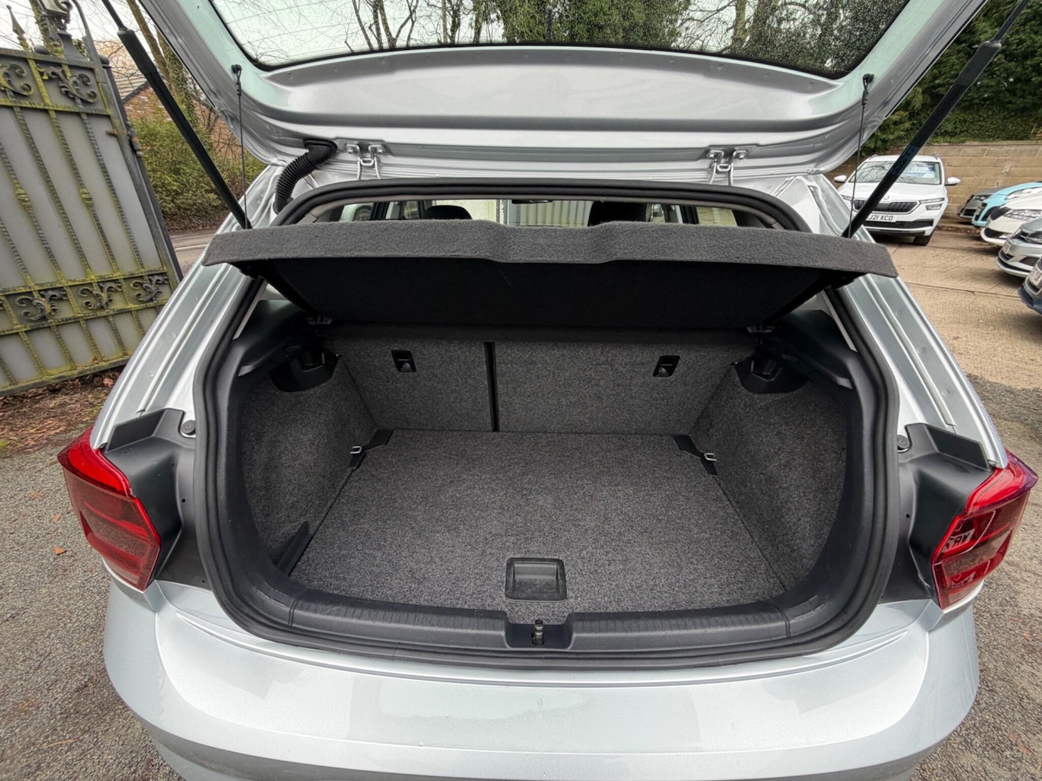 Used Volkswagen Polo 2019 for sale - 77910741: Photo 25