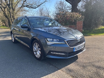 Used Skoda Superb 2019 for sale - 77910774: Photo