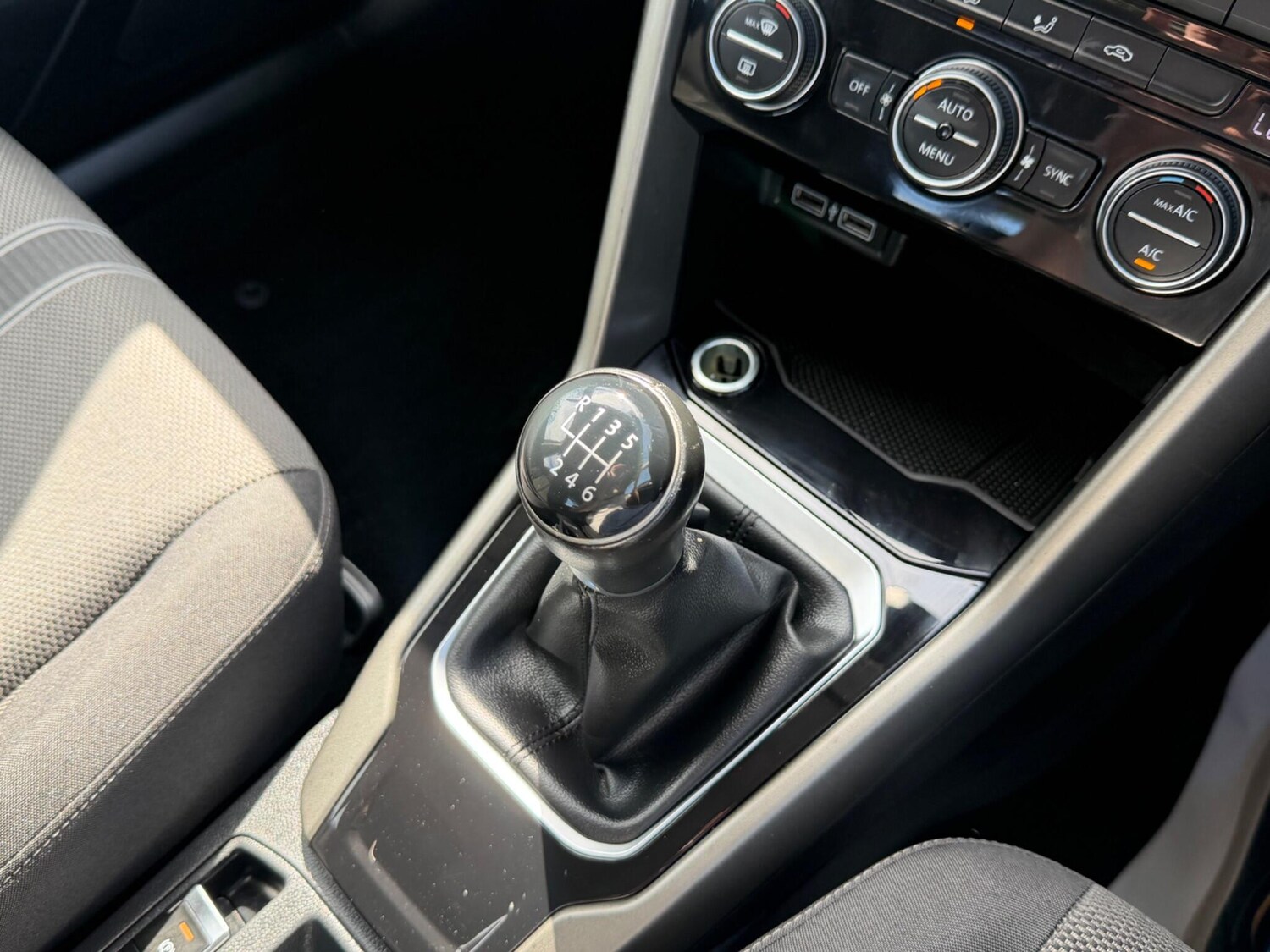 Used Volkswagen T-Roc 2020 for sale - 78156785: Photo 23