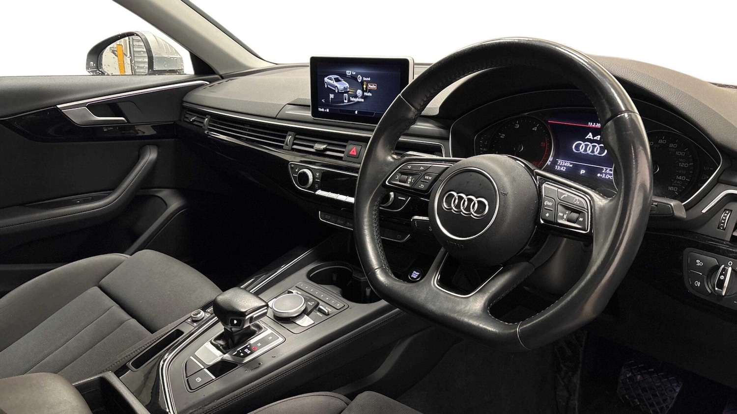 Used Audi A4 2017 for sale - 78115044: Photo 4