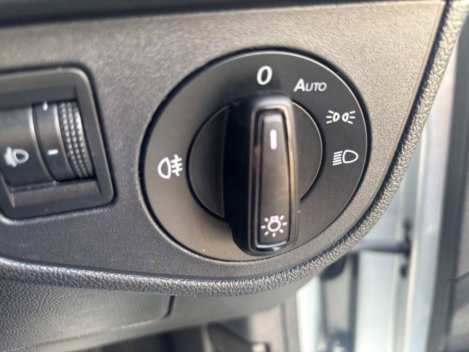 Used Volkswagen Polo 2019 for sale - 77910771: Photo 22