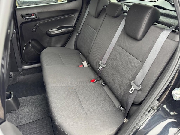 Used Suzuki Swift 2021 for sale - 76202117: Photo 14