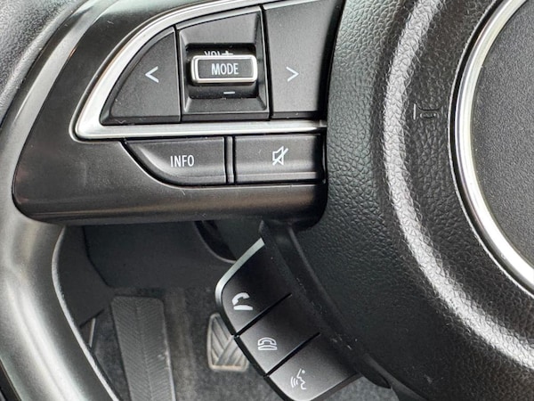 Used Suzuki Swift 2021 for sale - 76202117: Photo 19