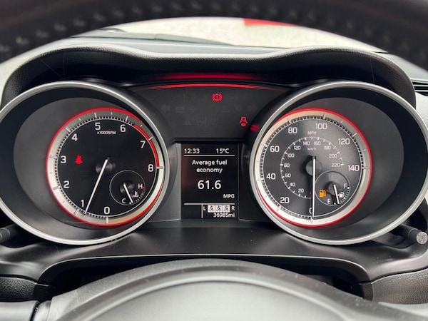 Used Suzuki Swift 2021 for sale - 76202117: Photo 23