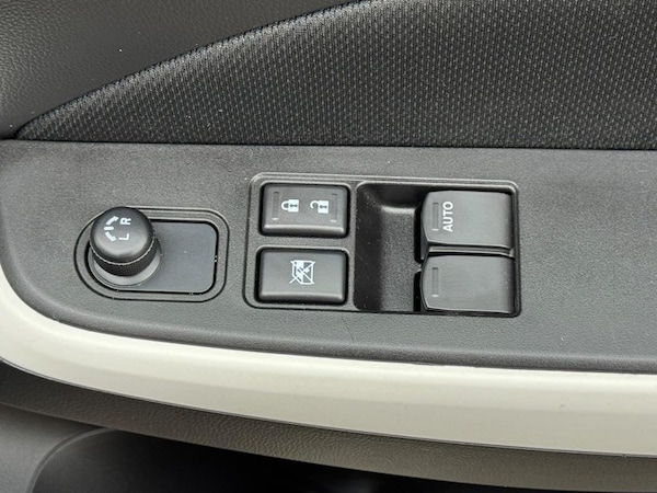 Used Suzuki Swift 2021 for sale - 76202117: Photo 30