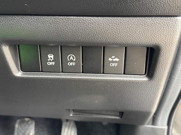 Used Suzuki Swift 2021 for sale - 76202117: Photo 31