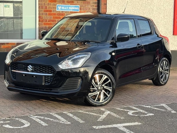 Used Suzuki Swift 2021 for sale - 76202117: Photo 5