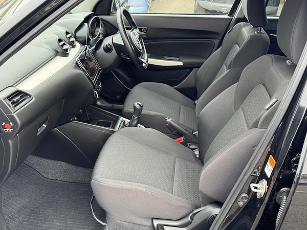 Used Suzuki Swift 2021 for sale - 76202117: Photo 8