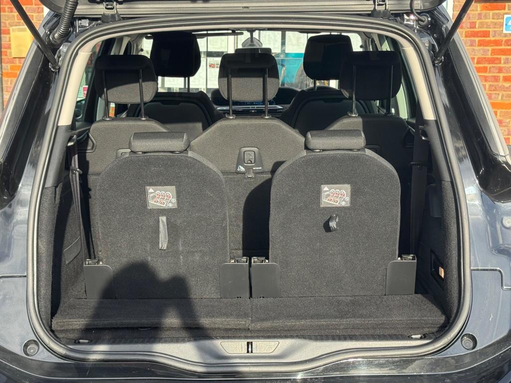 Used Citroen C4 Grand Picasso 2016 for sale - 76202111: Photo 17