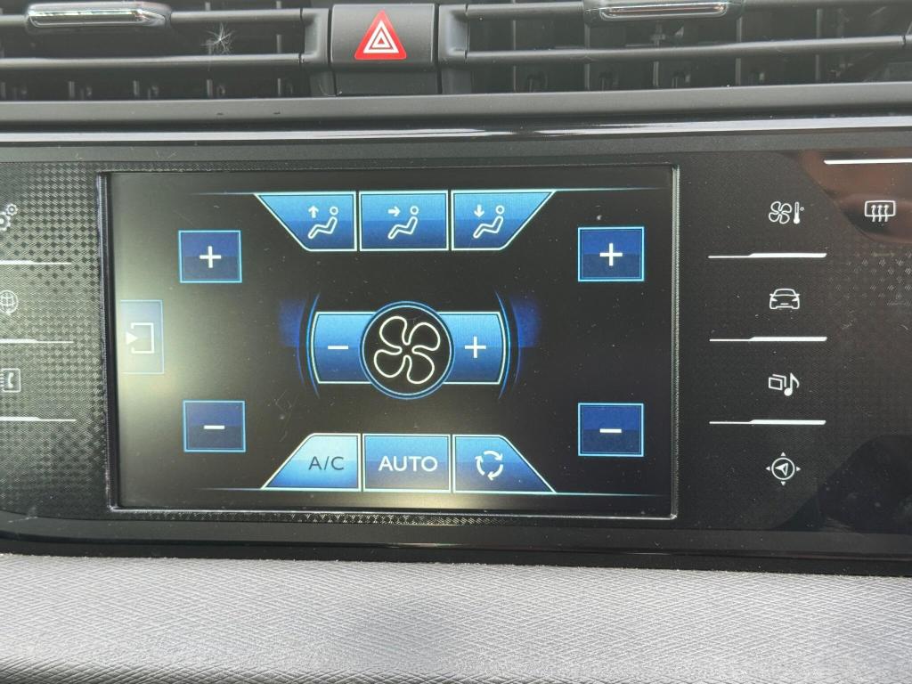 Used Citroen C4 Grand Picasso 2016 for sale - 76202111: Photo 27