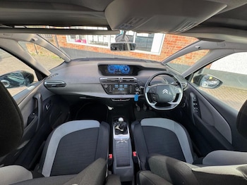 Used Citroen C4 Grand Picasso 2016 for sale - 76202111: Photo 2
