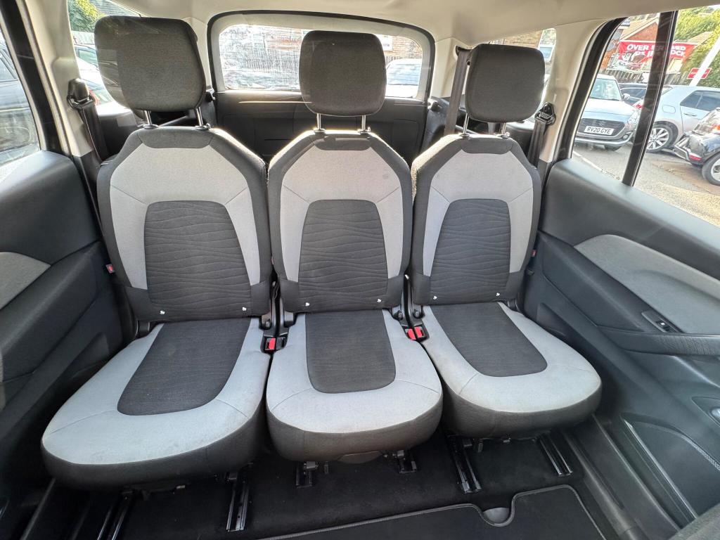 Used Citroen C4 Grand Picasso 2016 for sale - 76202111: Photo 4