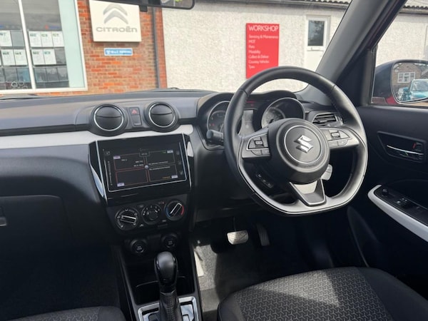 Used Suzuki Swift 2023 for sale - 76202113: Photo 7