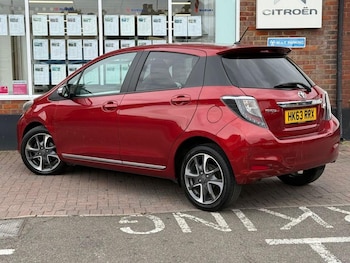 Used Toyota Yaris 2014 for sale - 76273644: Photo