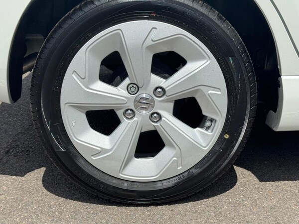 Used Suzuki Swift 2025 for sale - 76202108: Photo 37