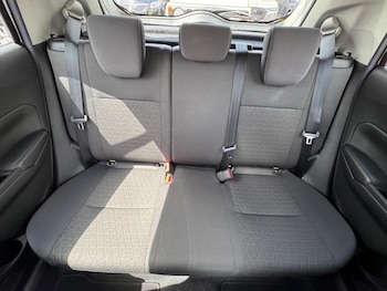 Used Suzuki Swift 2025 for sale - 76202108: Photo 4