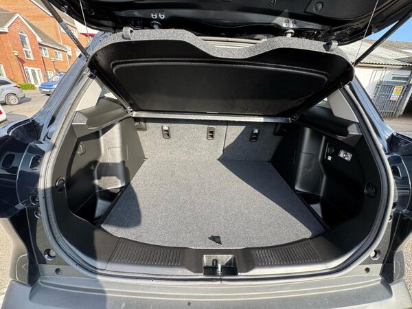 Used Suzuki SX4 S-Cross 2024 for sale - 76202125: Photo 32