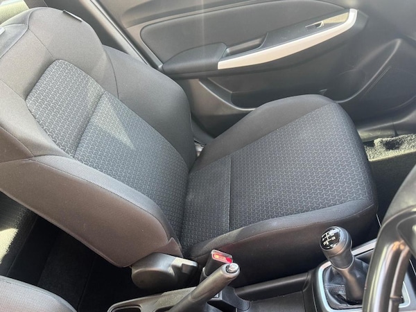 Used Suzuki Swift 2020 for sale - 76202112: Photo 10