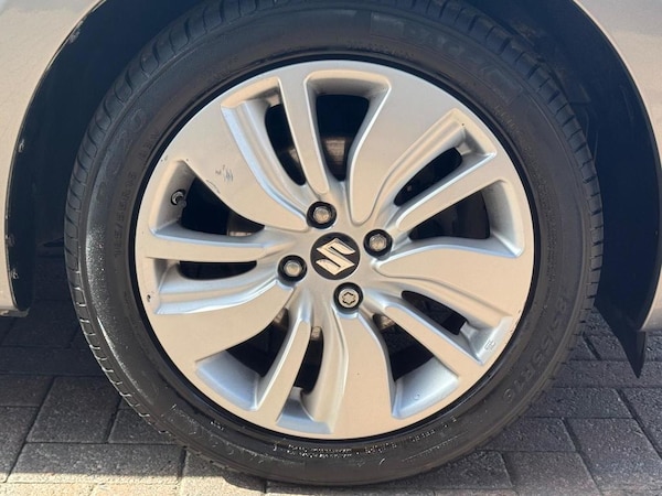 Used Suzuki Swift 2020 for sale - 76202112: Photo 33