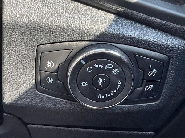 Used Ford Ecosport 2018 for sale - 76202129: Photo 27