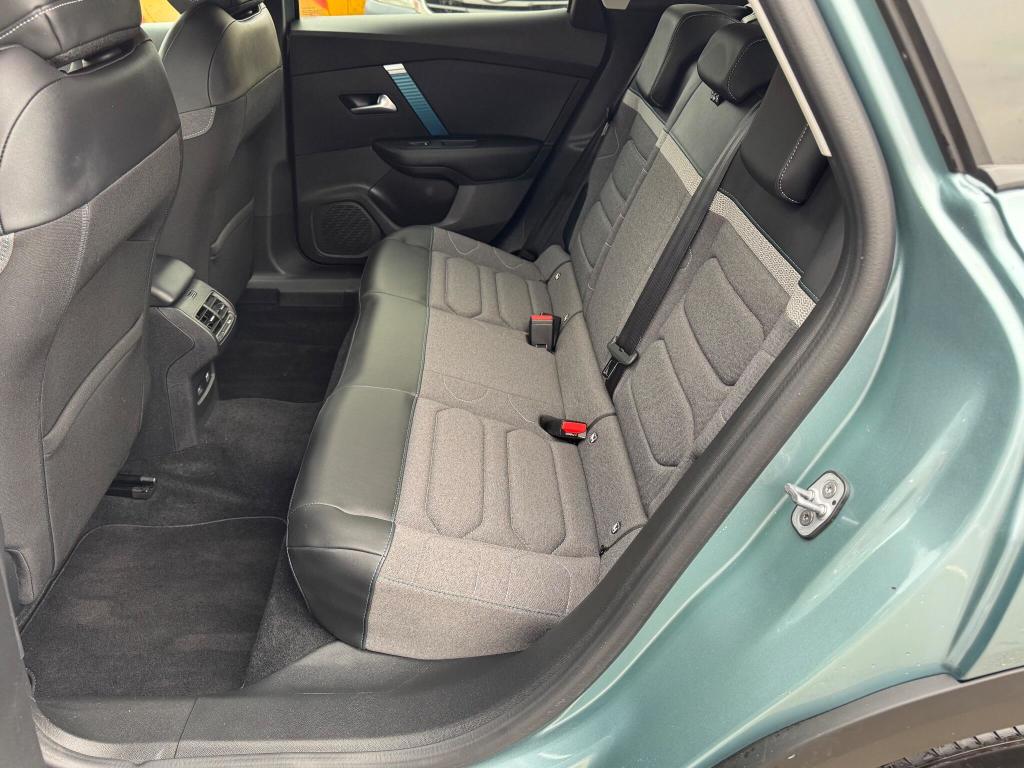 Used Citroen e-C4 2022 for sale - 76197141: Photo 16