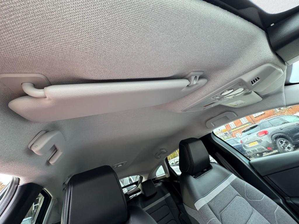 Used Citroen e-C4 2022 for sale - 76197141: Photo 21