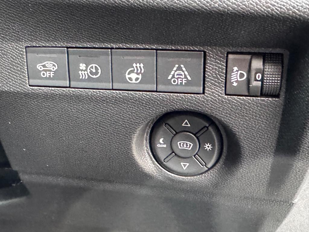 Used Citroen e-C4 2022 for sale - 76197141: Photo 38