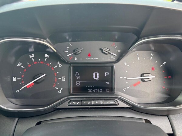 Used Citroen C3 Aircross 2018 for sale - 76202114: Photo 6