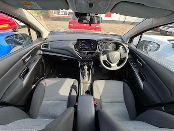 Used Suzuki SX4 S-Cross 2024 for sale - 76202136: Photo 2