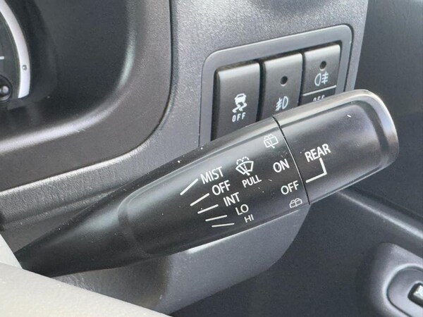 Used Suzuki Jimny 2015 for sale - 76202133: Photo 11